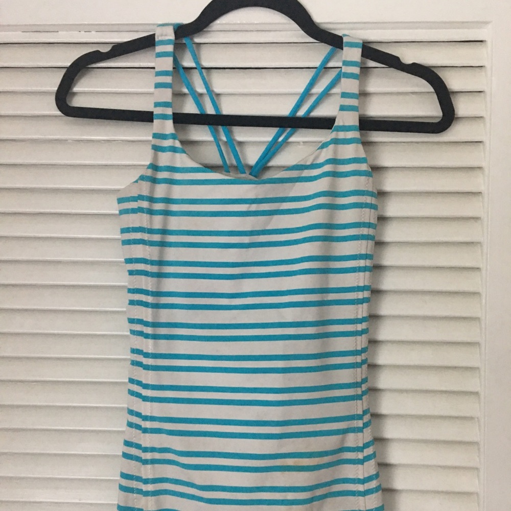 Lululemon free to be tank top